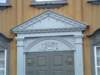 photo205_small.jpg